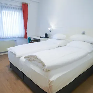 Ap Mannheim Am Kapellenberg Bed & Breakfast